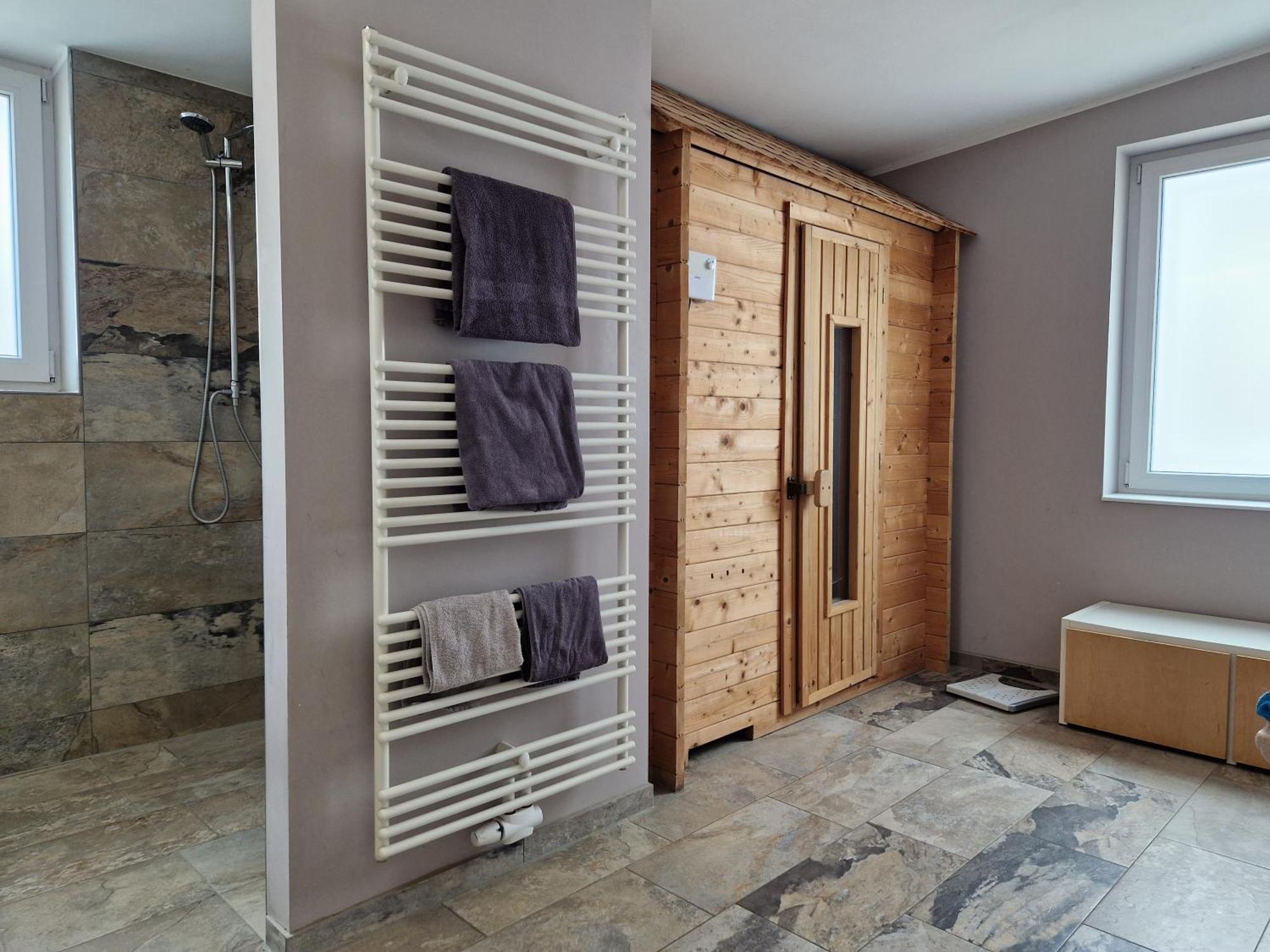 Wohnung Mit Sauna, Garten & Schwimmteich Bietigheim-Bissingen Εξωτερικό φωτογραφία